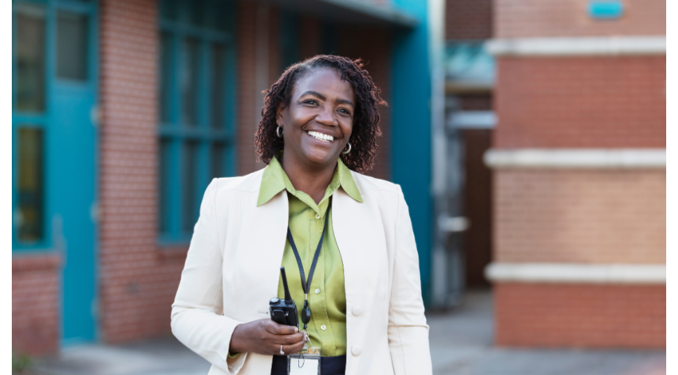 How to Coordinate Vendors on Graduation Day Without Miscommunication