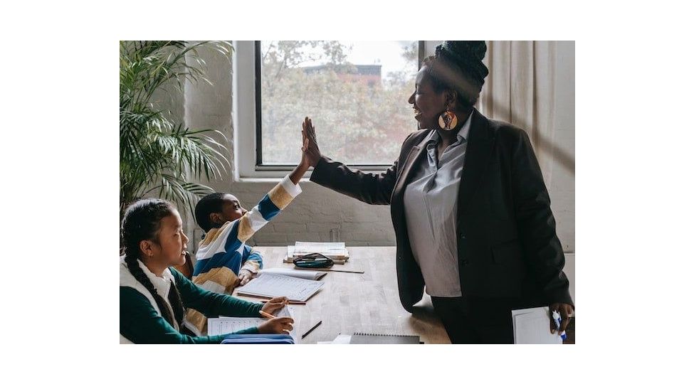 Top 10 Strategies for Educators to Foster an Engaging Classroom Environment in 2026