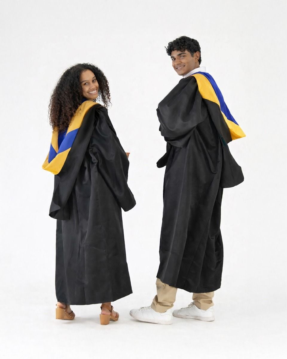 University & College Regalia | The Best Graduation Attire